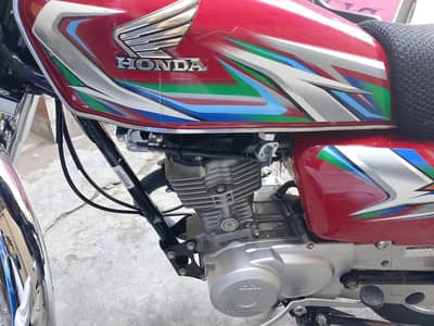 Honda 125 bikes motor cycle