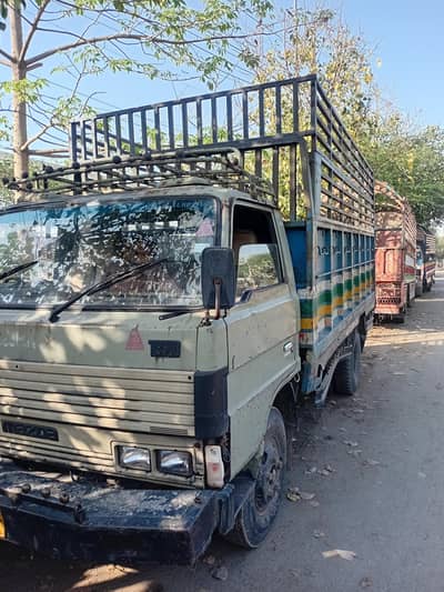 mazda body for sale 14 ft