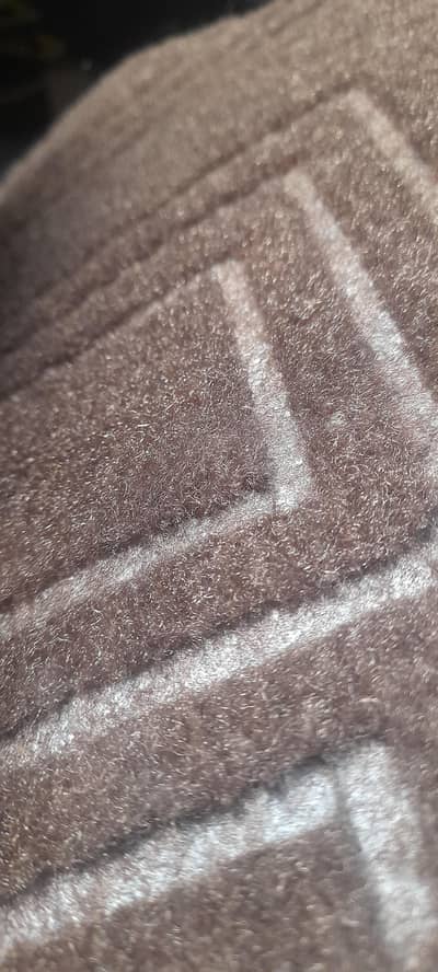 New carpet full room size slidely used urgent sale