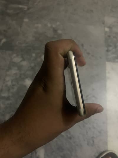 Best mobile phone in low range