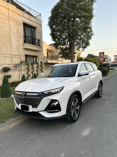 Changan Oshan X7 FutureSense 5 seats