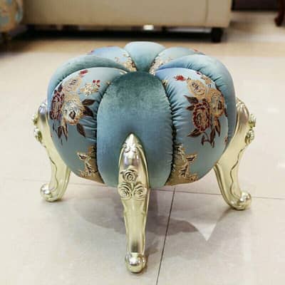 khurbuzda stool .