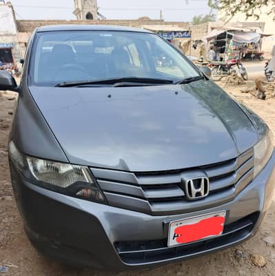 Honda City 2011 model behtarin condition Karachi registered