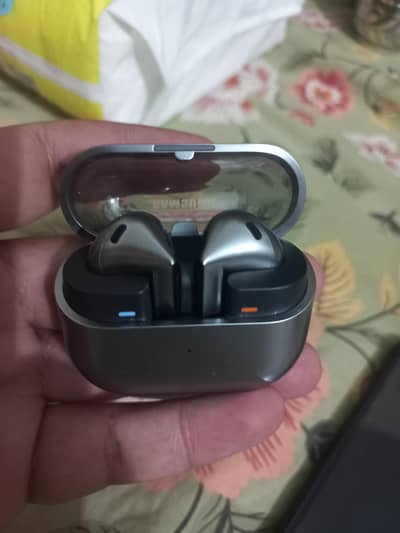 Galaxy buds 3