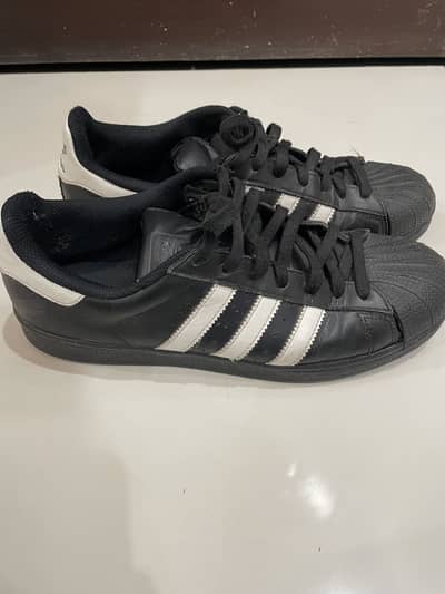 Adidas superstar