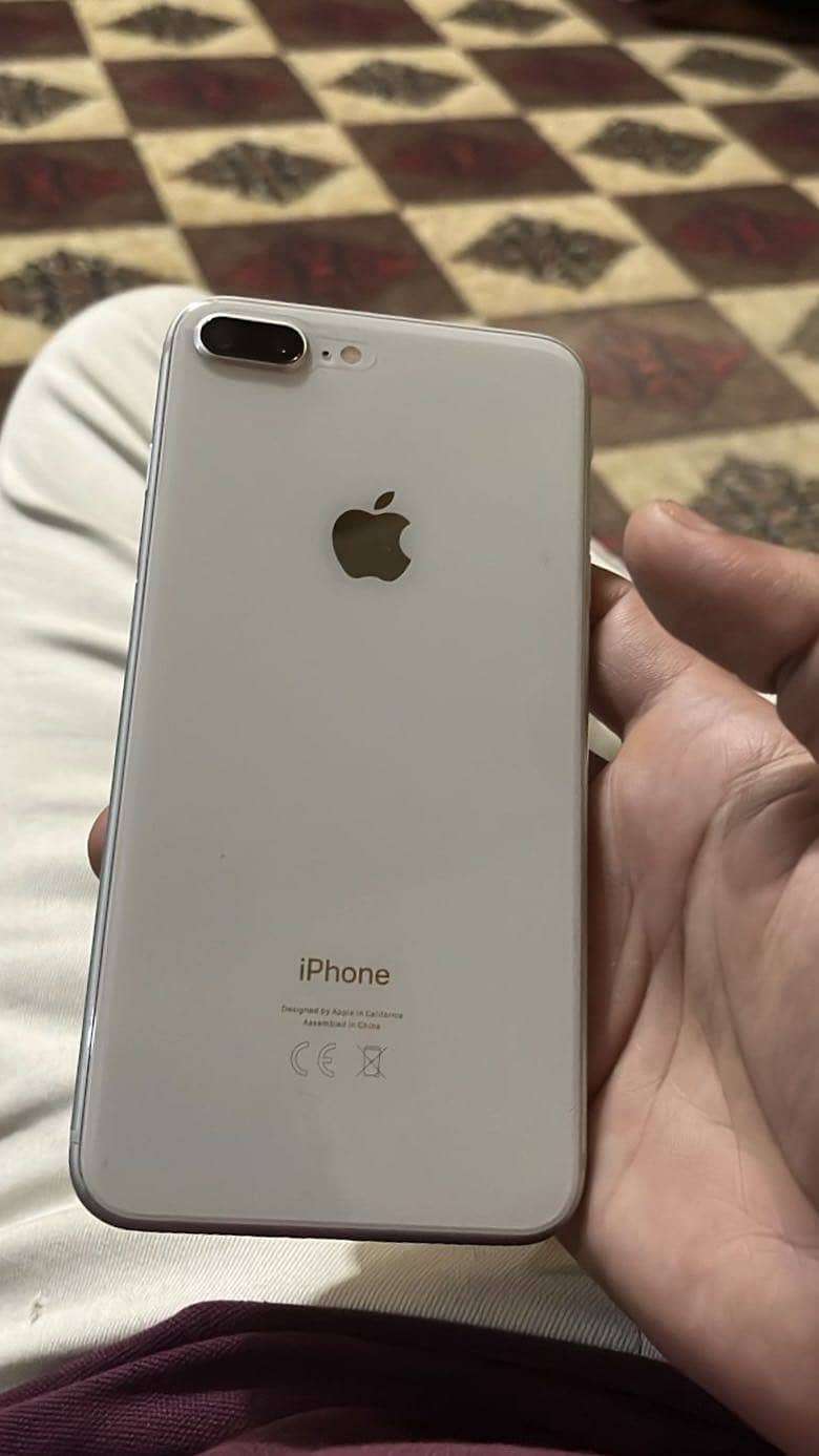 Iphone 8plus 10/10 1