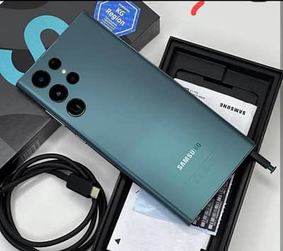 Samsung Galaxy S22 Ultra 12/512( Complete Box Urgent Sale Connect Wtp