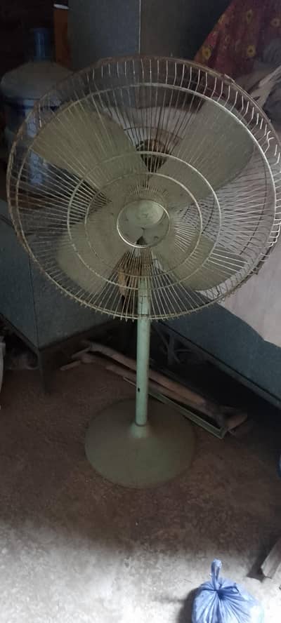 Pedestal Fan for Sale – Working Condition
