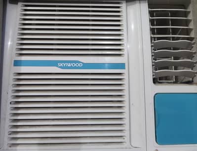 Skyiwood window Ac