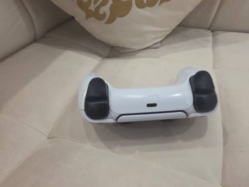 PS5 Controller (Original) 3