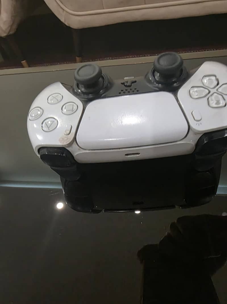 PS5 Controller (Original) 9