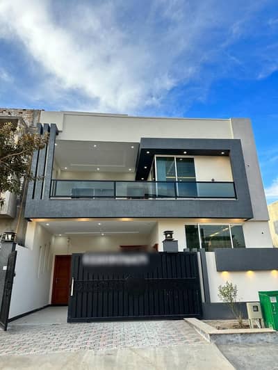 Brand new beautiful house @3.30Cr - Sector B17 Islamabad.