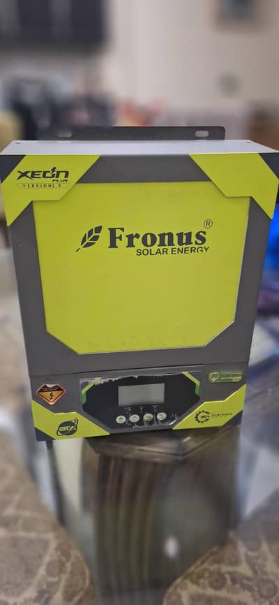 Fronus XEON 2000VA/1600watt Solar Inverter in almost new condition