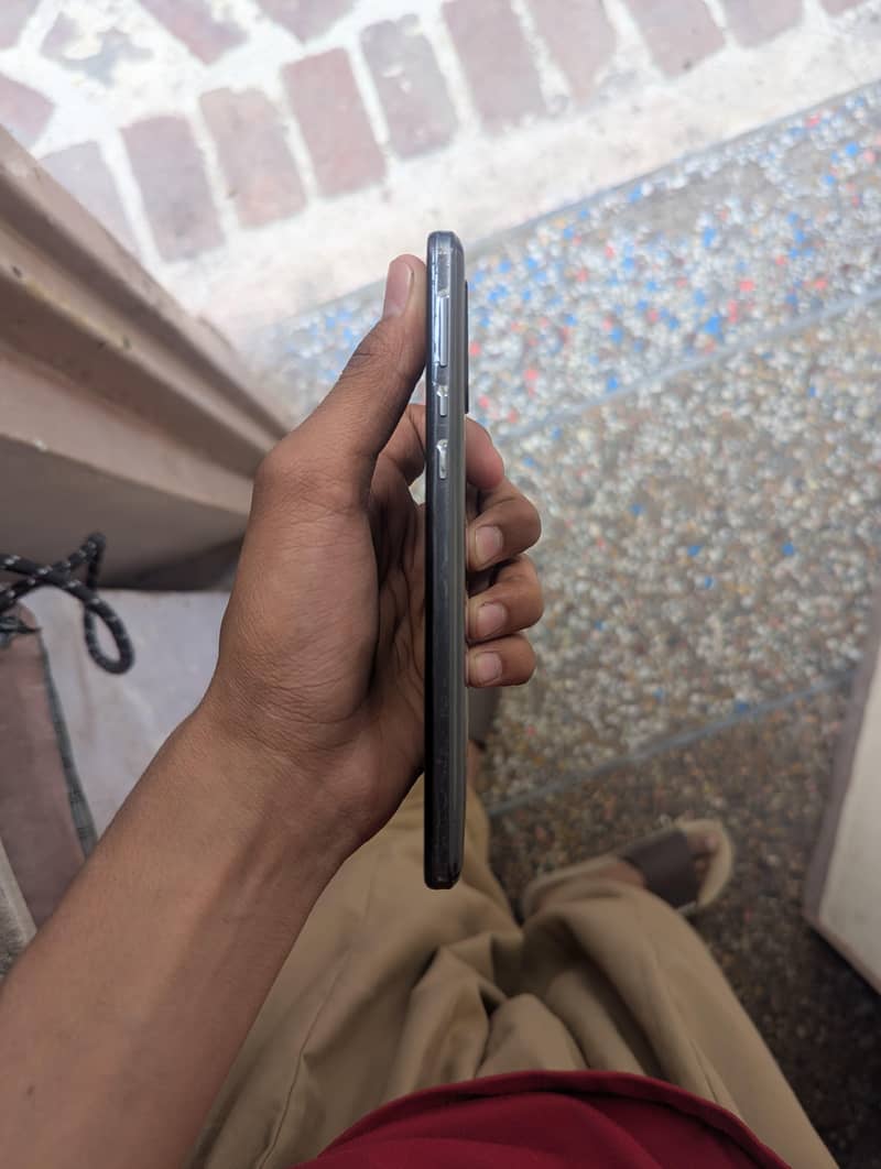 sharp aquos zero basic 5g 2