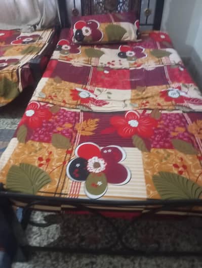 2 singl bed with mattress