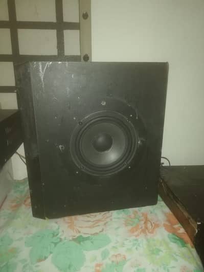 Rca subwoofer