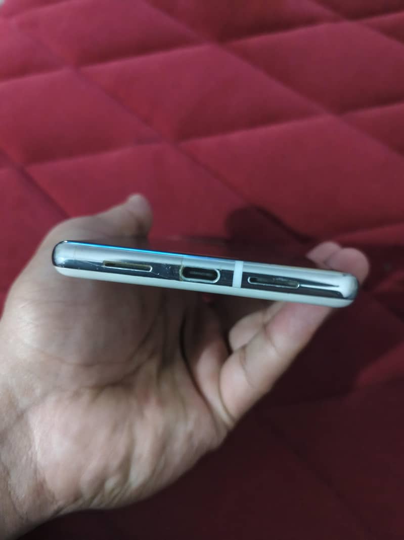 GOOGLE PIXELS 6 PRO 10