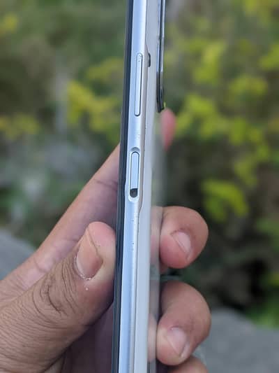 sim working  finger not working panel damage working prefect 4 128