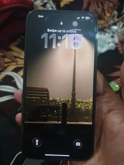 Iphone 13 pro max in mint condition