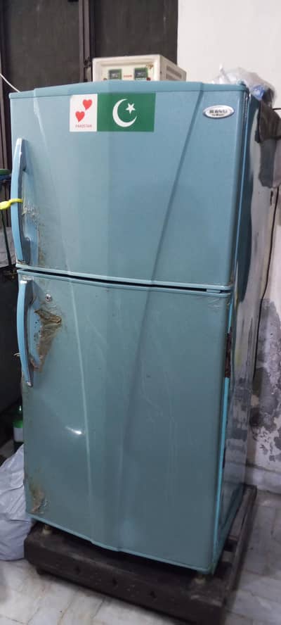 company name waves ice magic Mideum size frijhe hai 2 door All ok hai