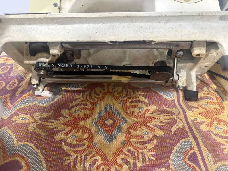 singer sewing machine 0