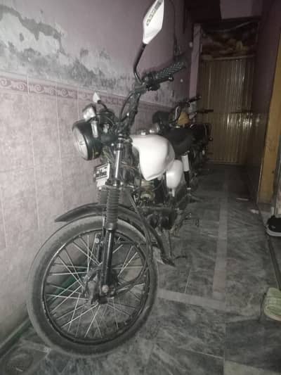 Honda CD-70 Modification in Cafe Racer