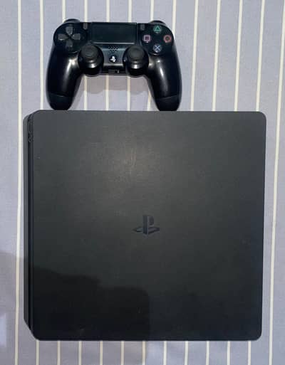 Playstation 4 slim (500 gb)