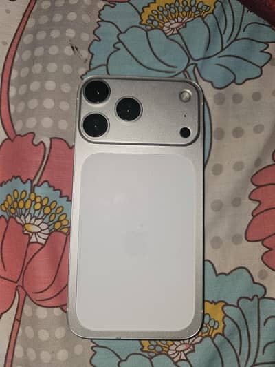 iphone xr convert to 17 pro max