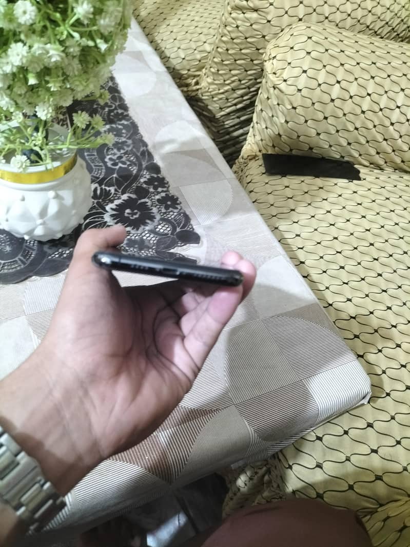 iphone 11 pro max pta approved 2