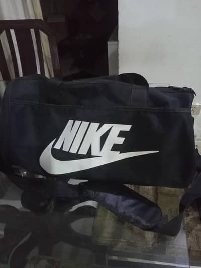 gym bag / sports bag