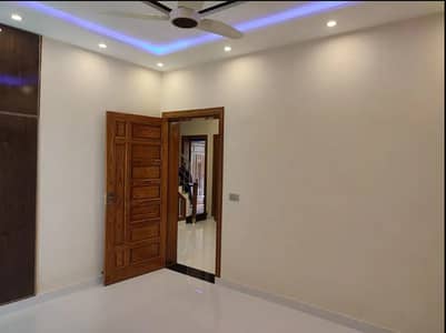 Studio Apartments Room For Rent Near Wapda Town Lahore