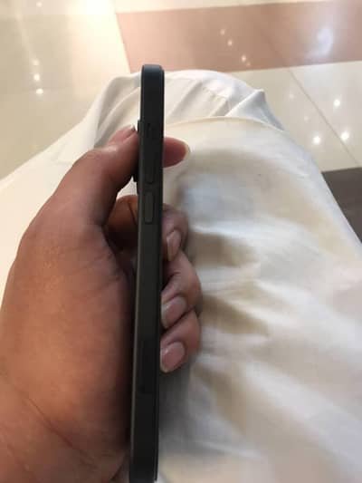 I phone 15 under warranty