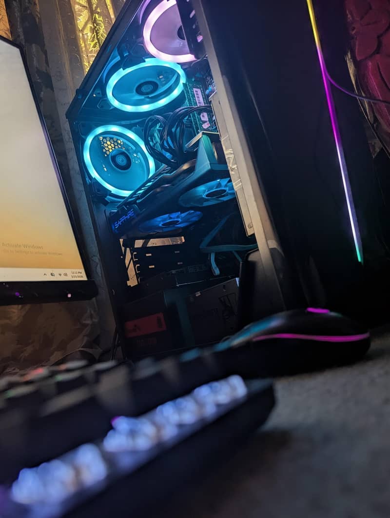 Gaming computer with full setup 1