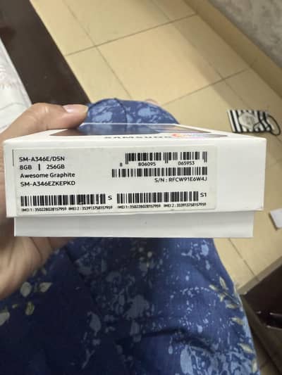 Excellent condition, non repaired , Scratchless fone