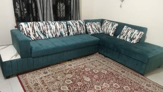 l shaped moltyfoam sofa just one month used