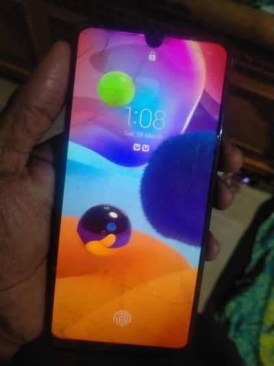 I am selling Samsung a31