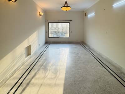 Ground Portion For Rent In I-8 Islamabad/House Portion For Rent In I-8/Residential Portion For Rent I-8/Family Portion For Rent In I-8/I-8 Islamabad Upper Portion Rent