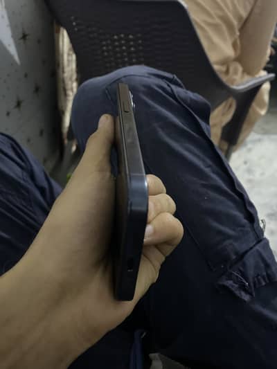 I phone 15 pro non pta FU lla model 128gb