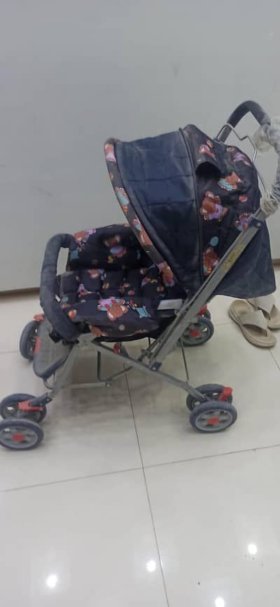 pram slighlty used