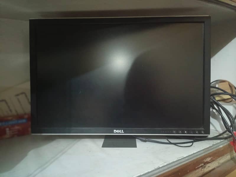 22 Inch LCD widescreen 0