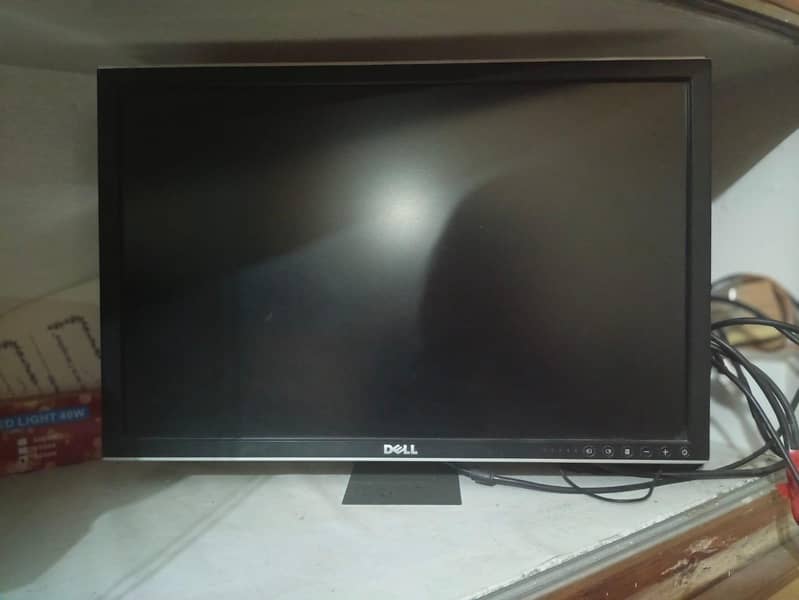 22 Inch LCD widescreen 1