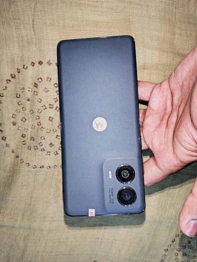 Moto  edge 2024 10/10 condition