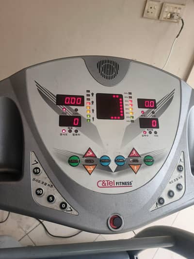 C&Tel Auto Incline Treadmill 3.5HP – Urgent Sale