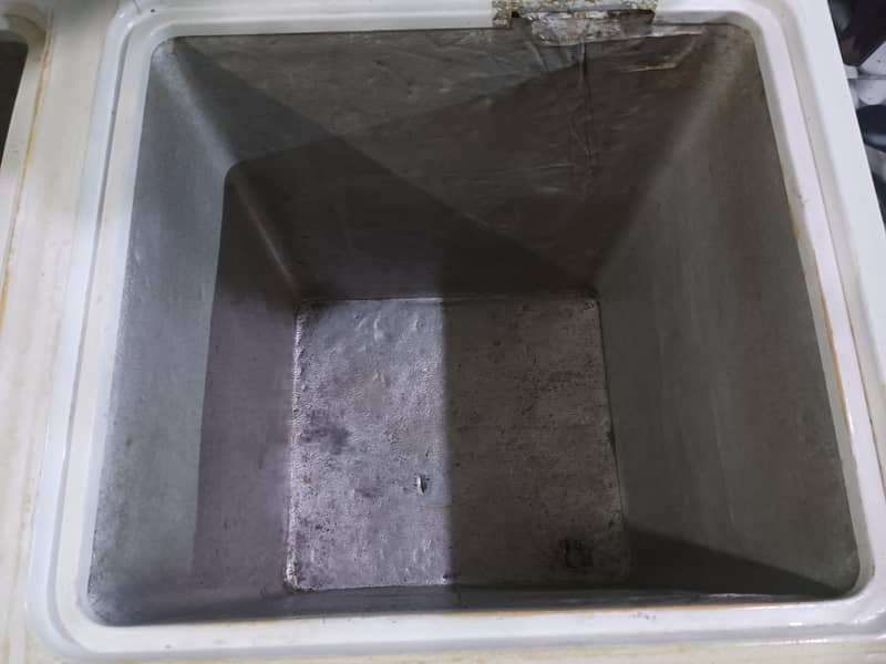 waves deep freezer 5