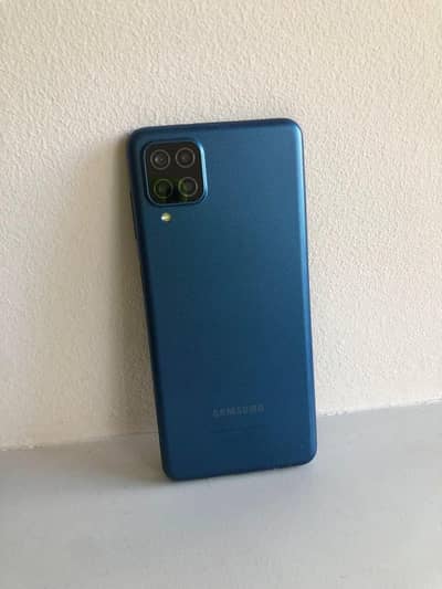 Samsung Galaxy A12 (128GB) –
