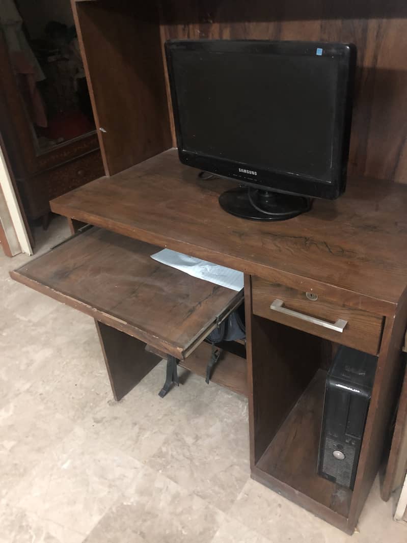 Study Table Rack with built in light 3