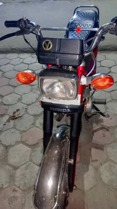 2016 modal totally  genuine engine pak teyr new. 03082690223