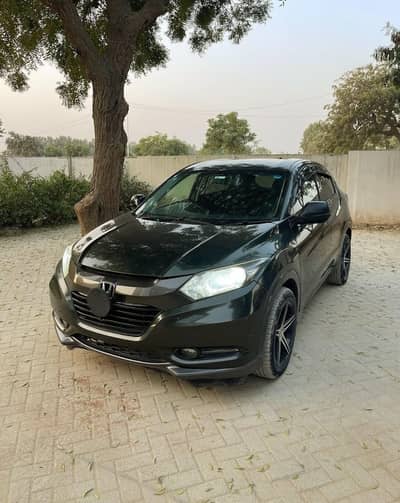 Honda Vezel 2015 Model 2018 Regeiterd !