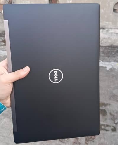 Dell laptop with official charger