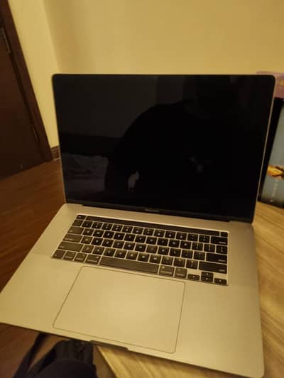 macbook pro 2019 16inch